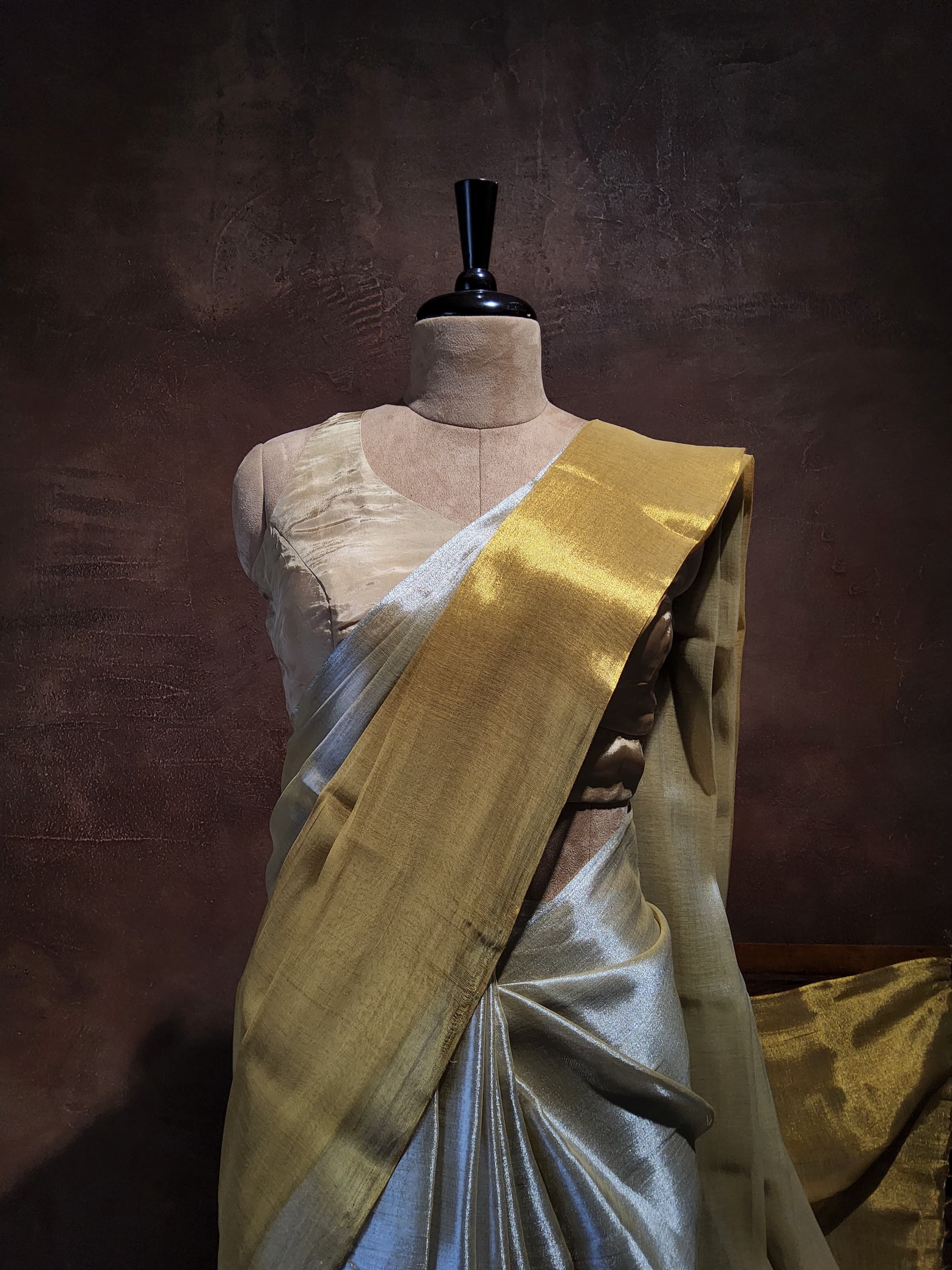 Svarna Chandra Saree