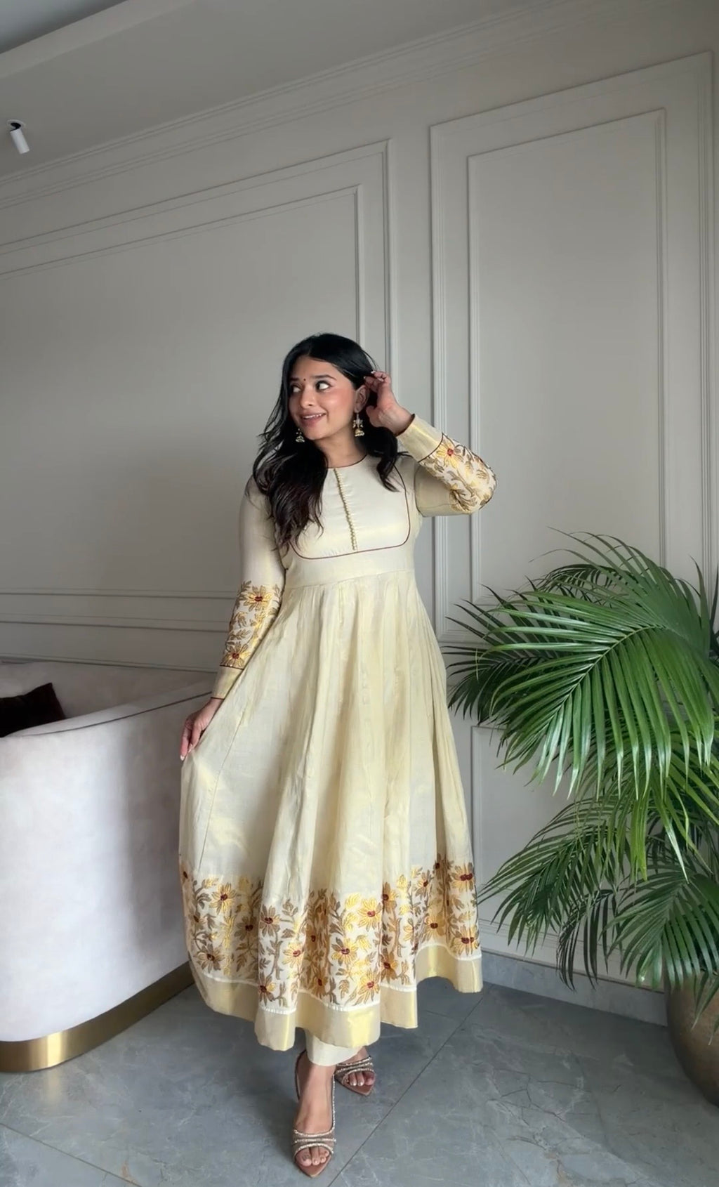 Mandaram Anarkali Set