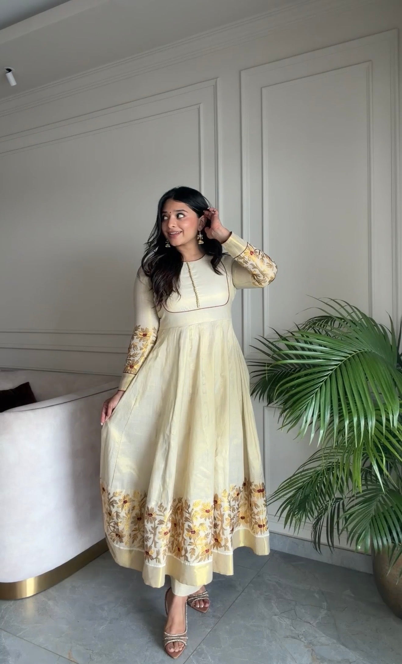 Mandaram Anarkali Set
