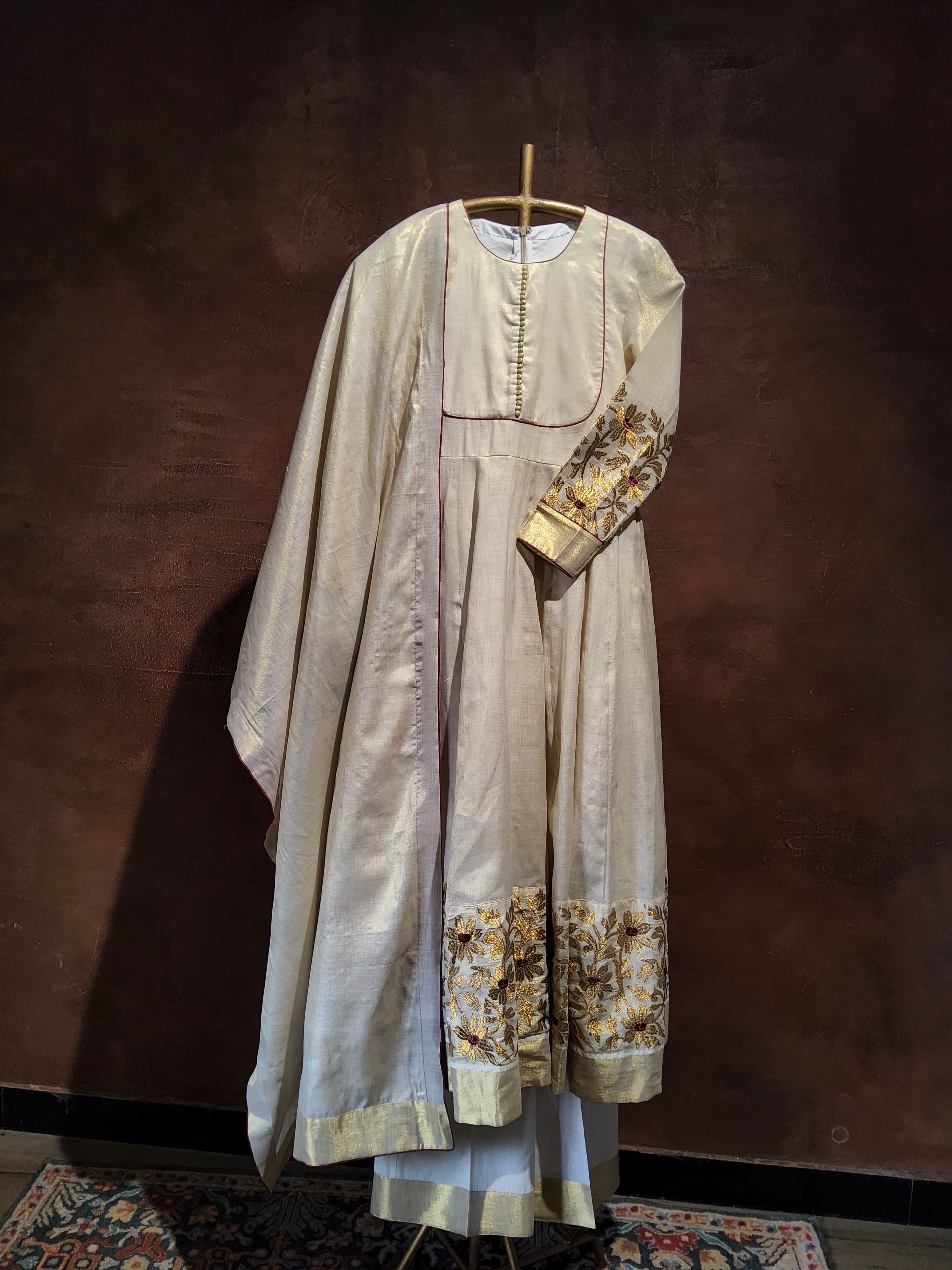 Mandaram Anarkali Set