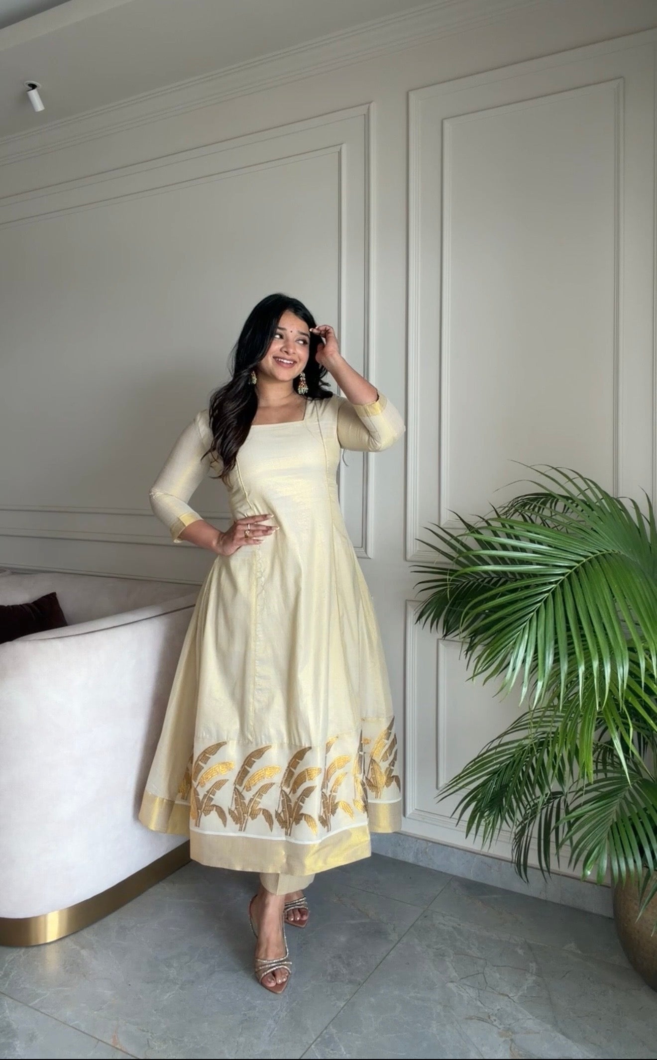 Vazha Kasavu Set